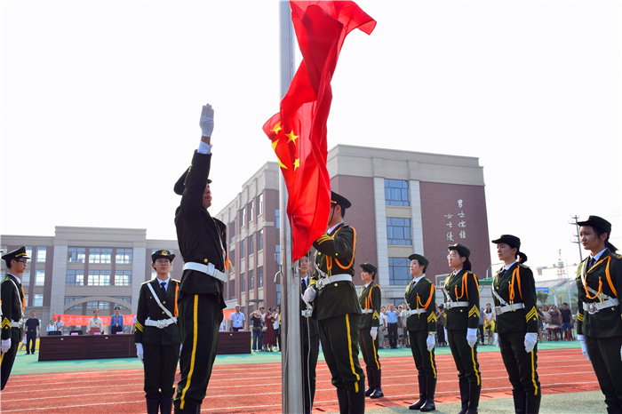 青春正向陽，號角已經吹響！丨北大培文蚌埠實驗學校舉行2020級新生軍訓開營儀式